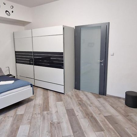 Extra Sok Szobas Apartman Budapest Kozpontjaban Apartment Ngoại thất bức ảnh